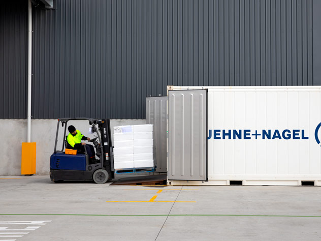 Logistics solutions for foodstuffs
