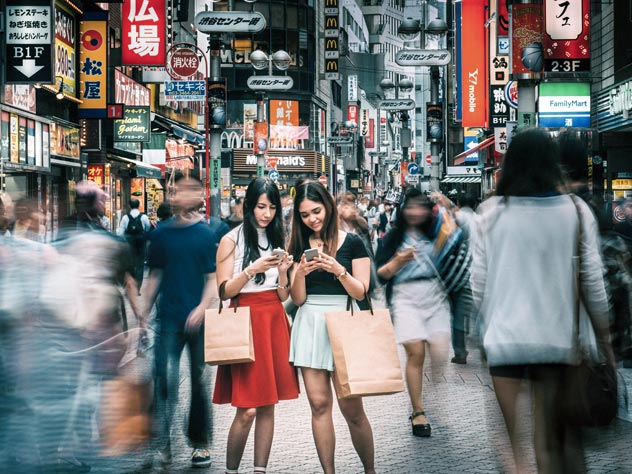 Logistics solution for consumer retail